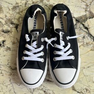 Black size 8, Converse